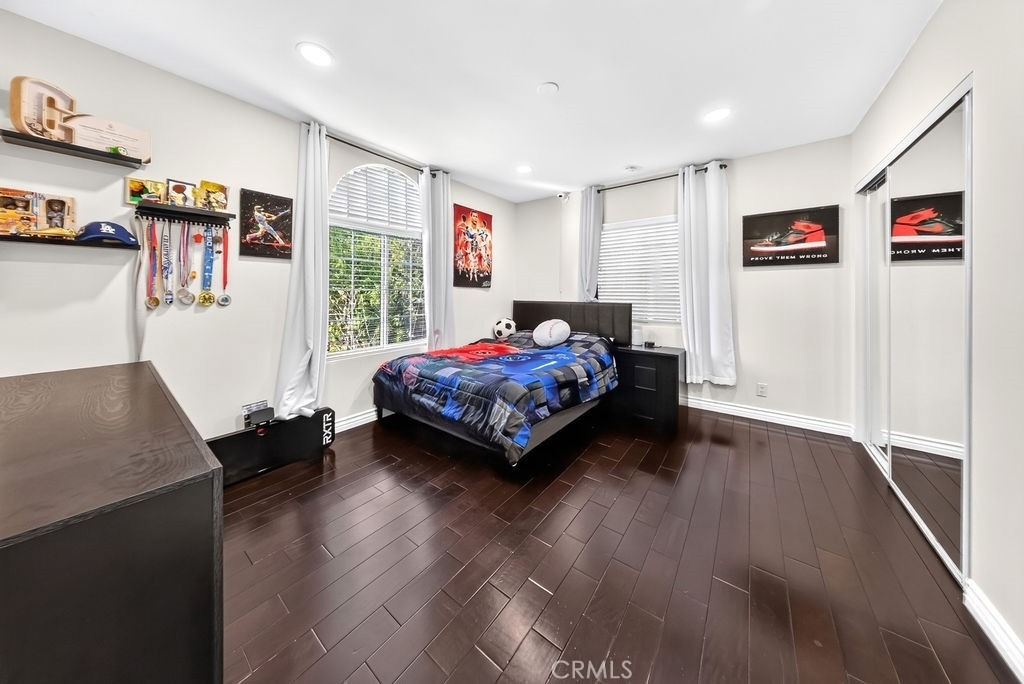 1256 Irving Avenue - Photo 34