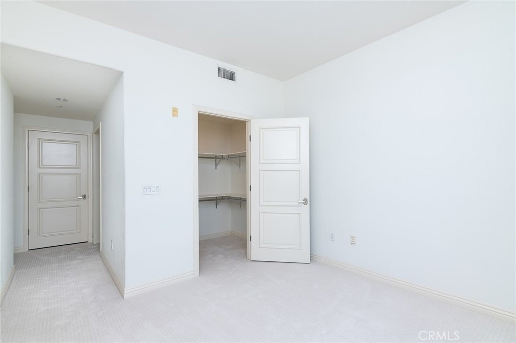 607 Caruso Avenue - Photo 16