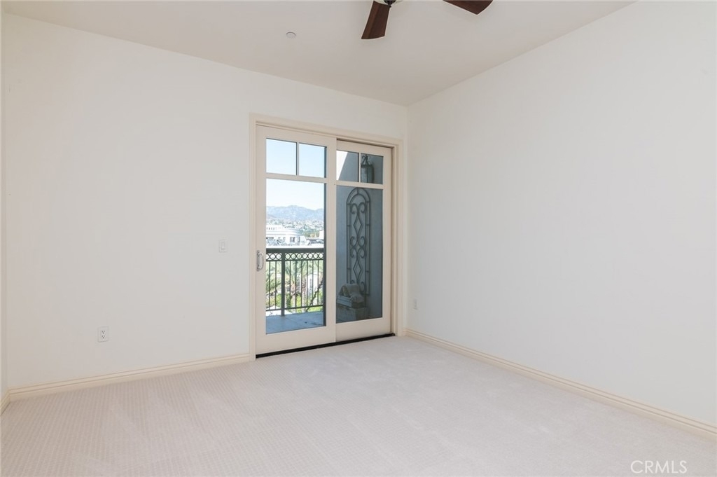 607 Caruso Avenue - Photo 22
