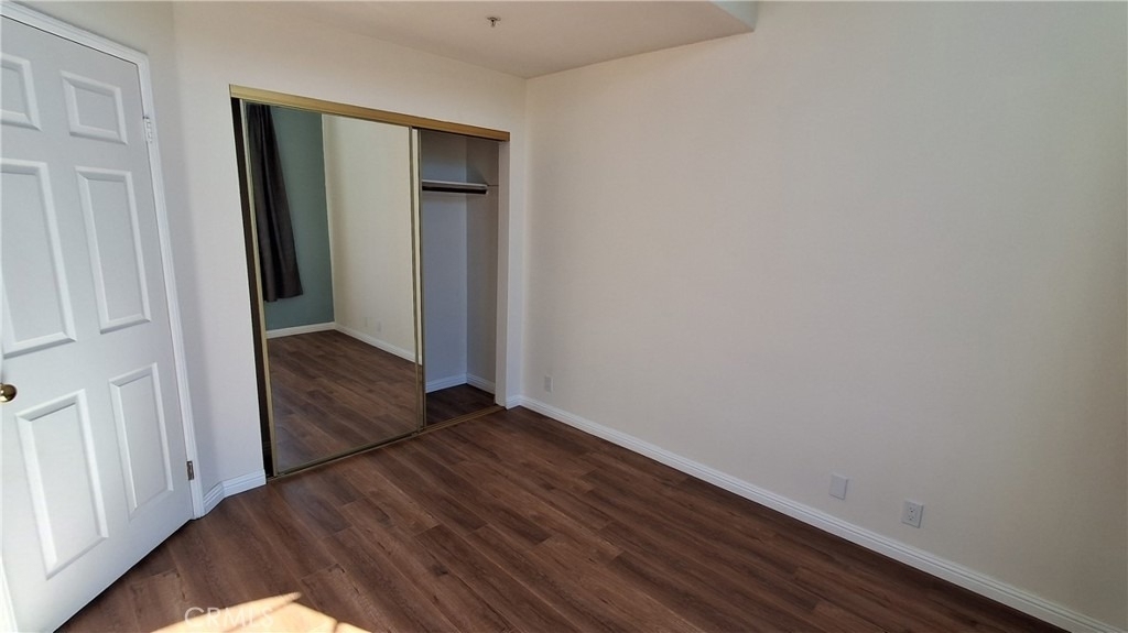 1328 N Columbus Avenue - Photo 17