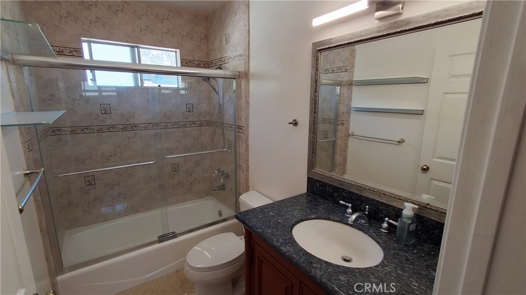 1328 N Columbus Avenue - Photo 24