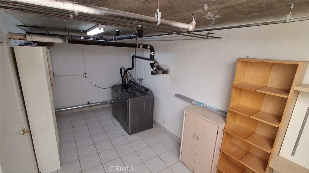 1328 N Columbus Avenue - Photo 26