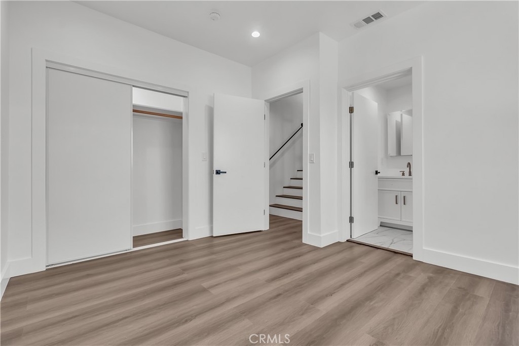 1575 Ricardo Street - Photo 9