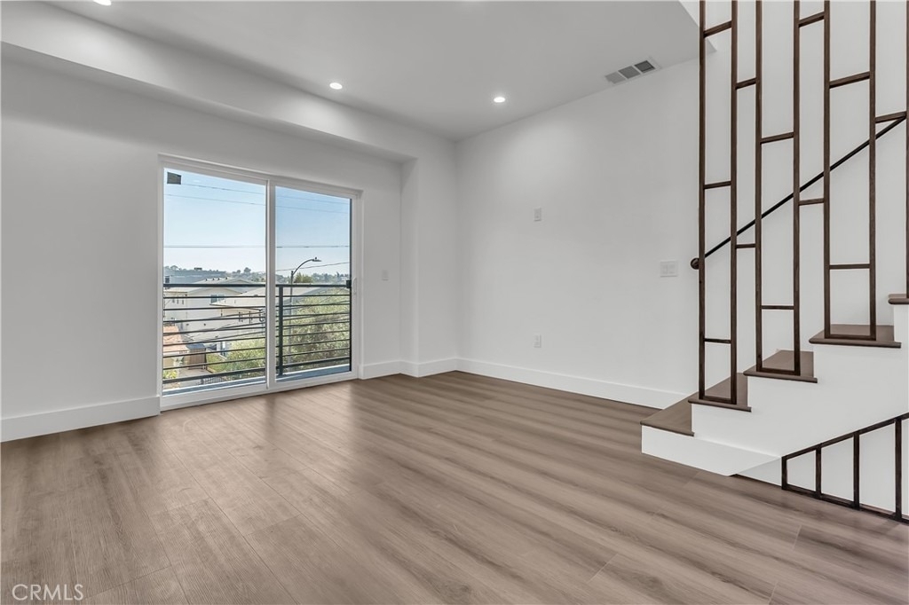 1575 Ricardo Street - Photo 0