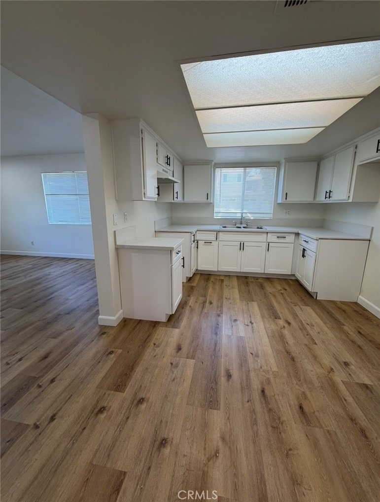 7601 Newlin Ave - Photo 1