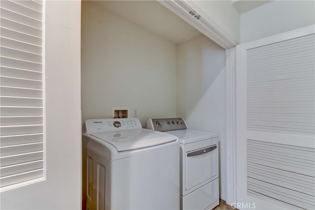 706 W First Street - Photo 18