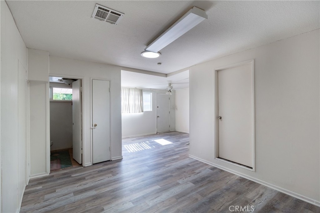 6340 Wilbur Avenue - Photo 7