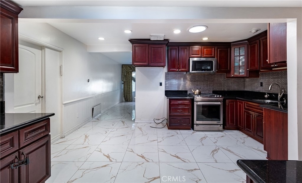 6340 Wilbur Avenue - Photo 1