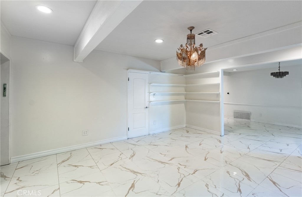 6340 Wilbur Avenue - Photo 3