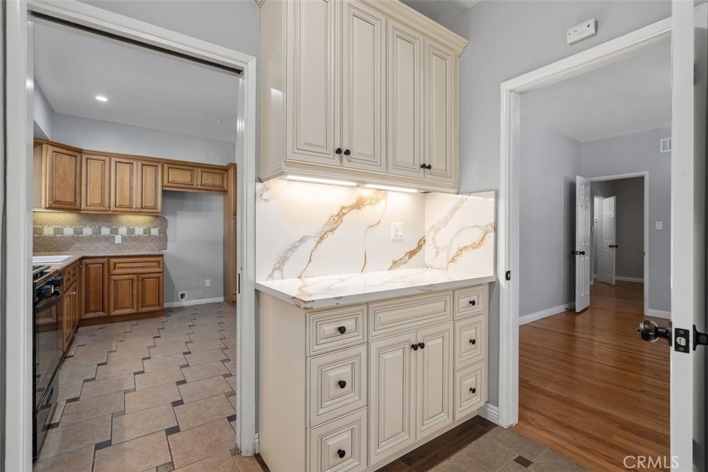 1141 Oakwood Drive - Photo 19