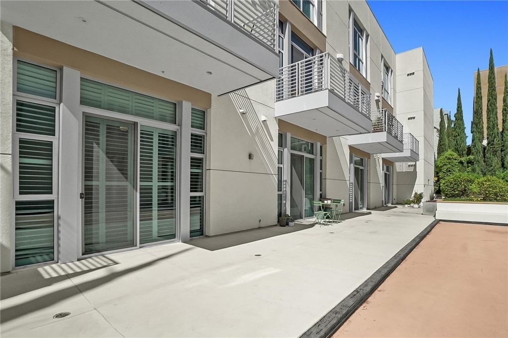 238 S Arroyo Pkwy - Photo 12