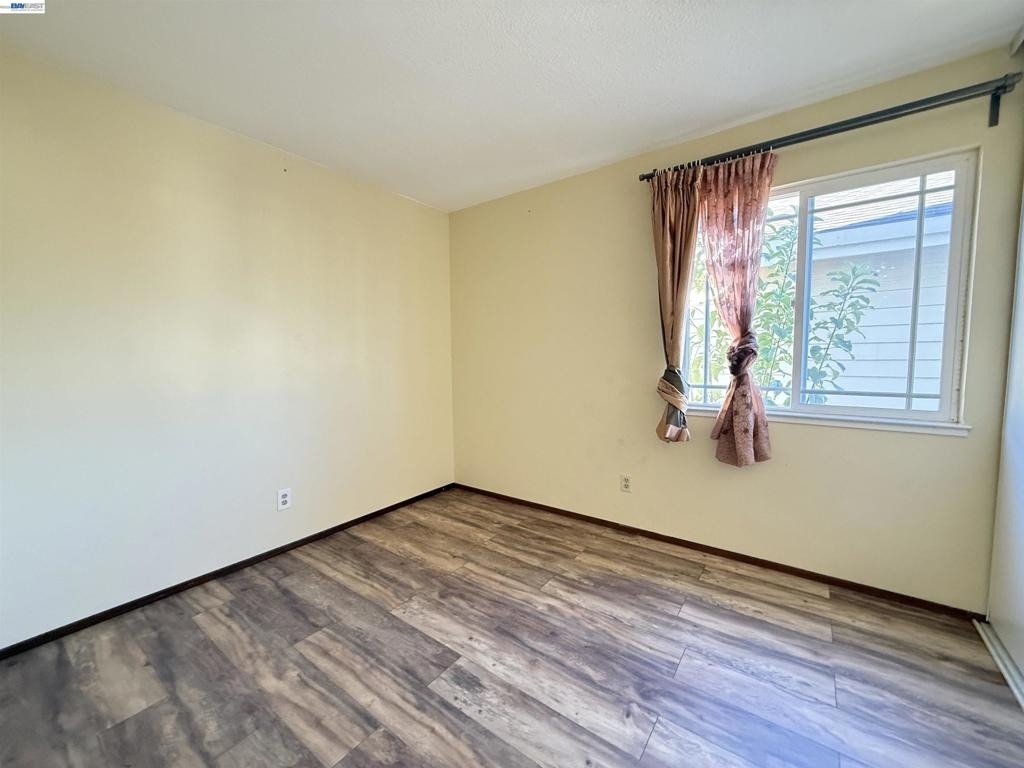 3934 Scamman Ct - Photo 14