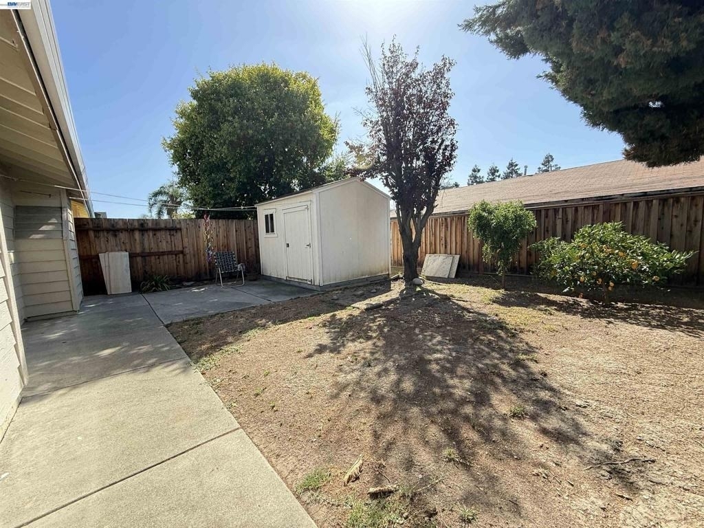 3934 Scamman Ct - Photo 24