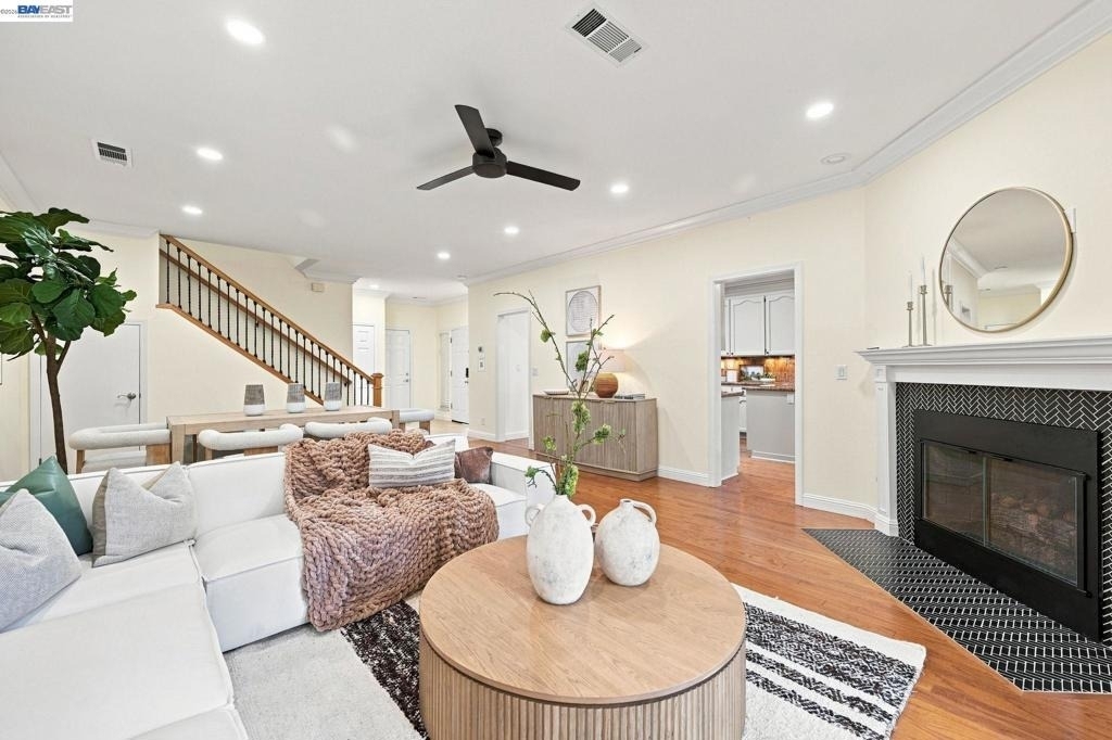 210 Wood Valley Pl - Photo 4