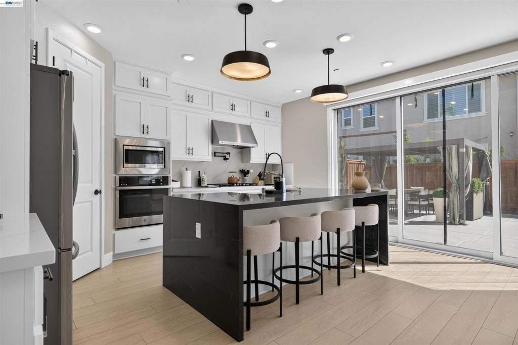2400 Azure Pl - Photo 9