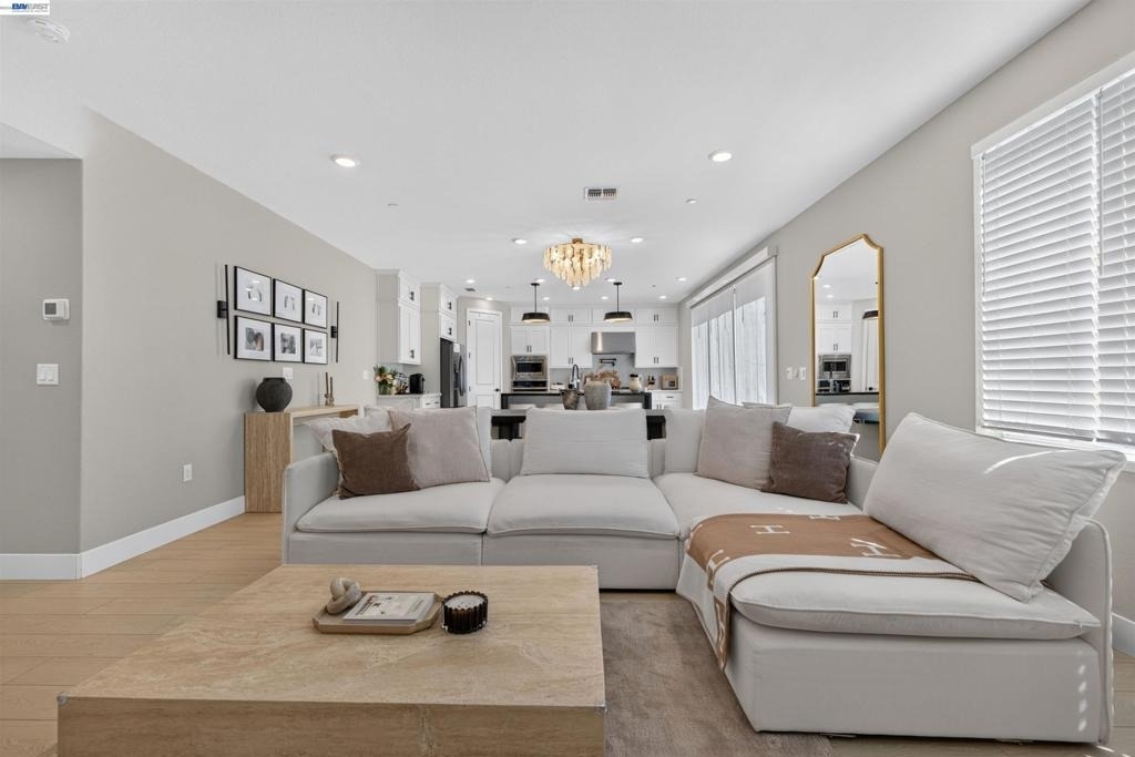 2400 Azure Pl - Photo 11