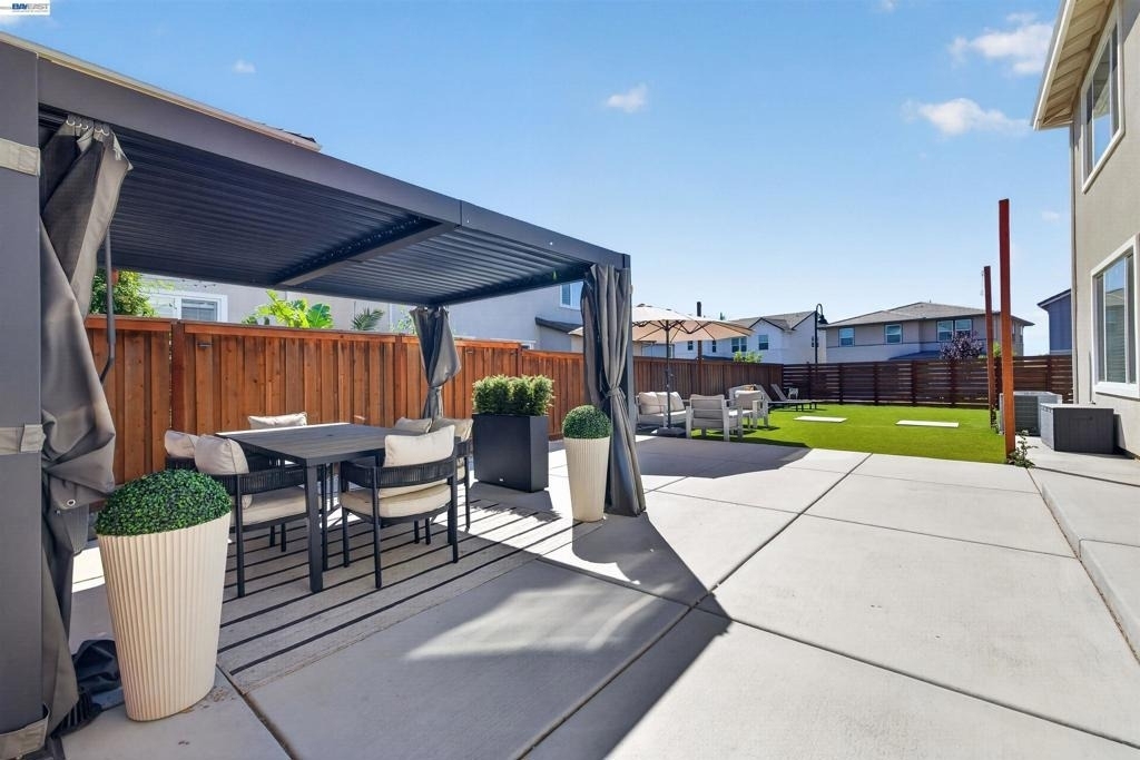 2400 Azure Pl - Photo 13