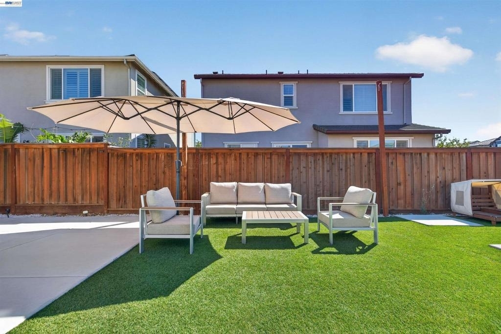 2400 Azure Pl - Photo 14