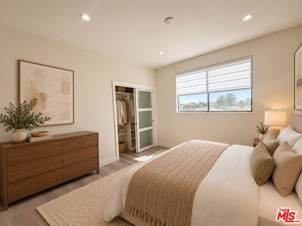 1833 Fairburn Avenue - Photo 13