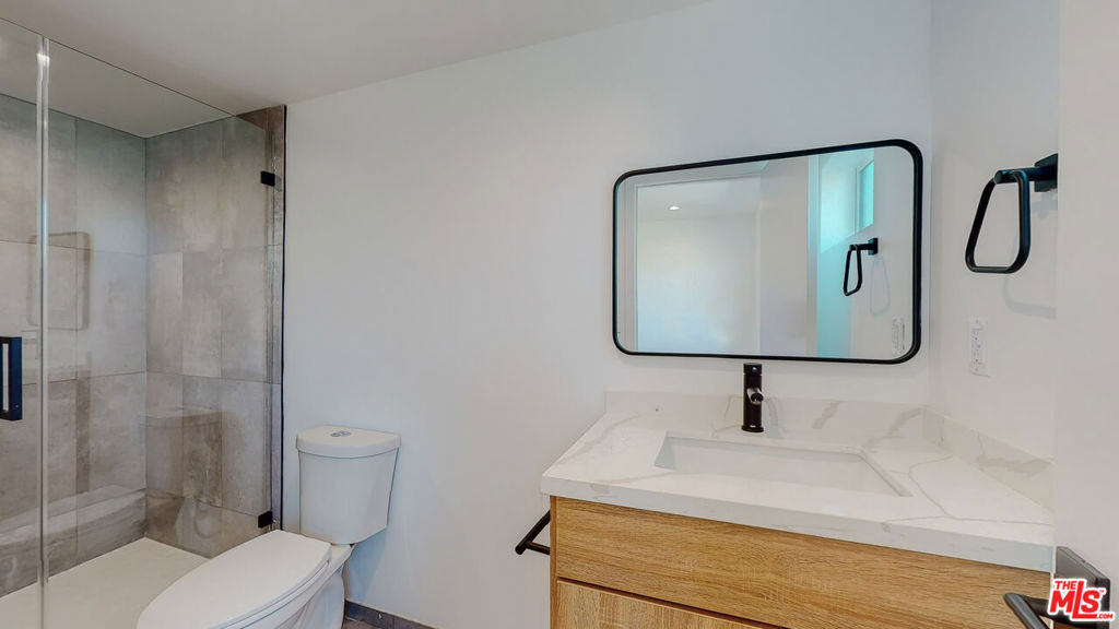 14423 Califa Street - Photo 19