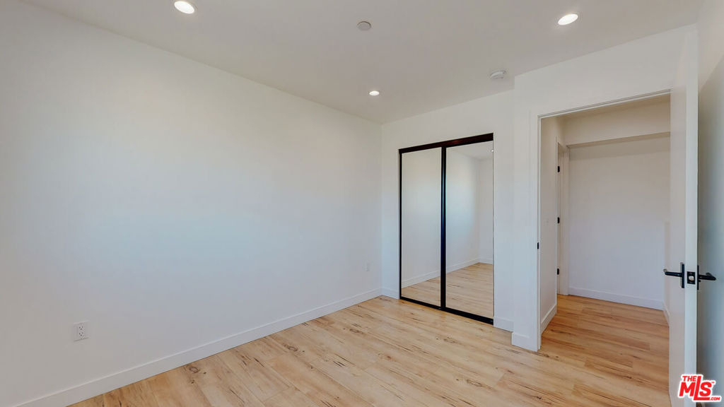 14423 Califa Street - Photo 16