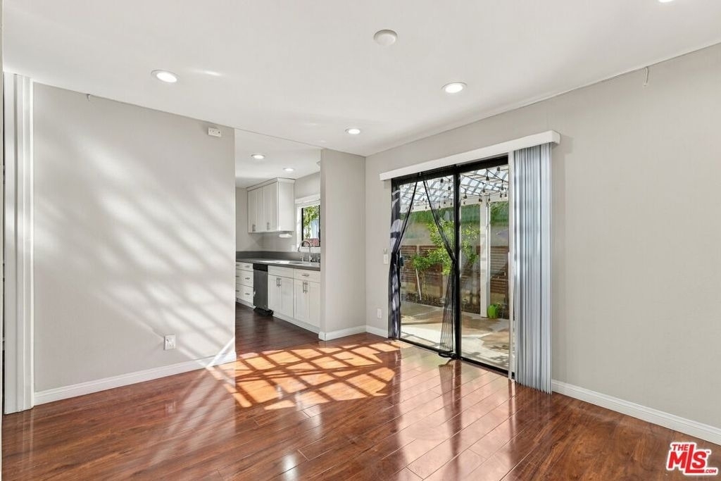 746 Portola Terrace - Photo 11