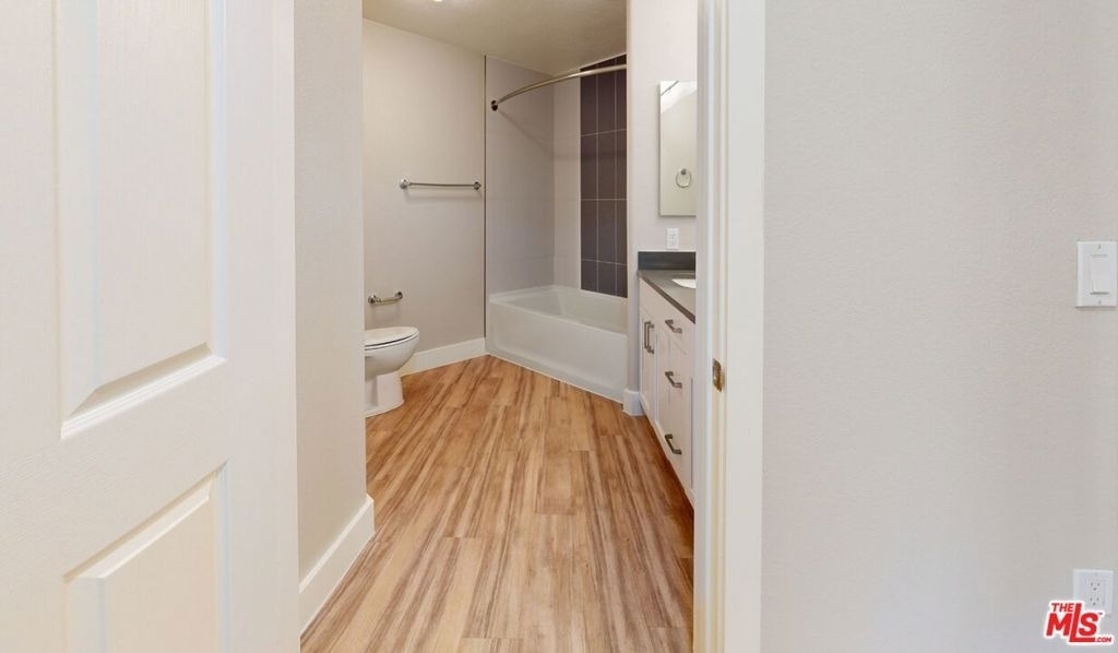 6240 W 3rd Street - Photo 6