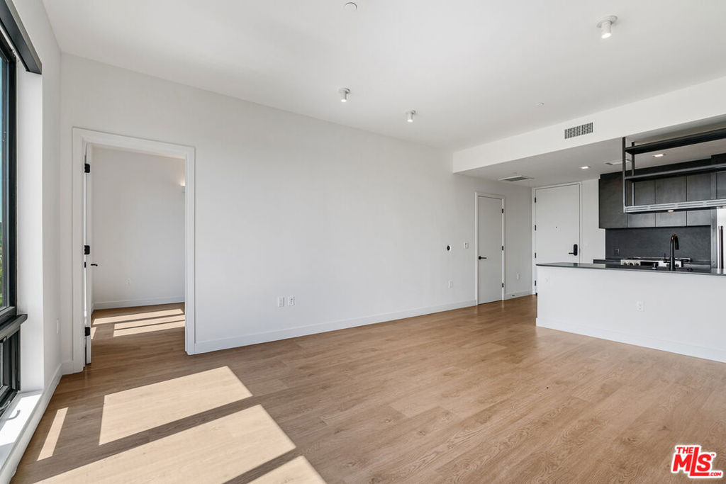 10700 Tabor Street - Photo 10