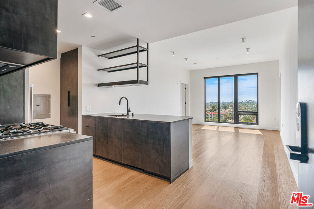 10700 Tabor Street - Photo 0