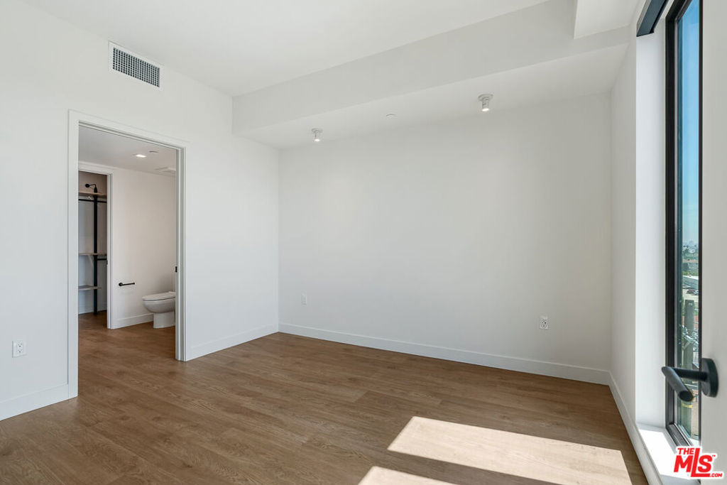 10700 Tabor Street - Photo 6