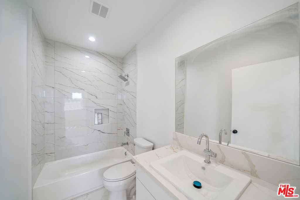 5655 Case Avenue - Photo 8