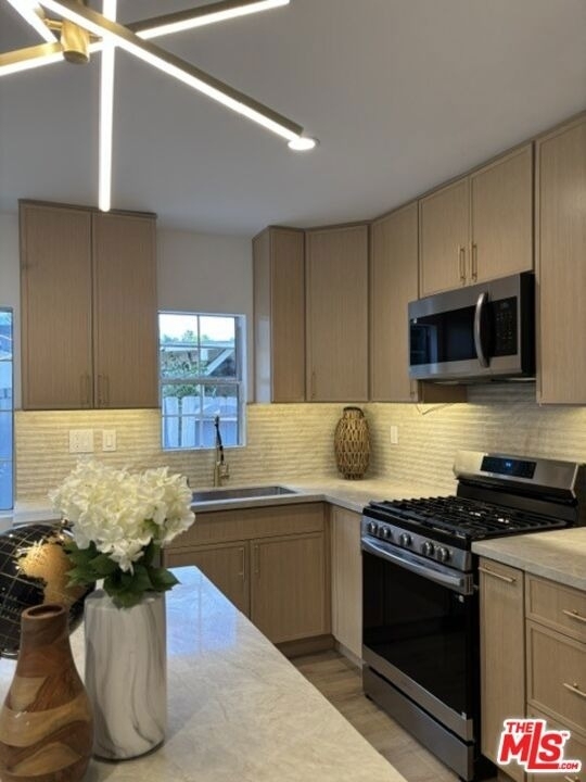 8519 Yolanda Avenue - Photo 25