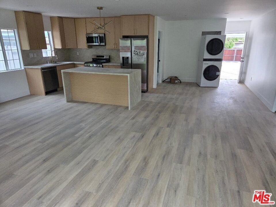 8519 Yolanda Avenue - Photo 16