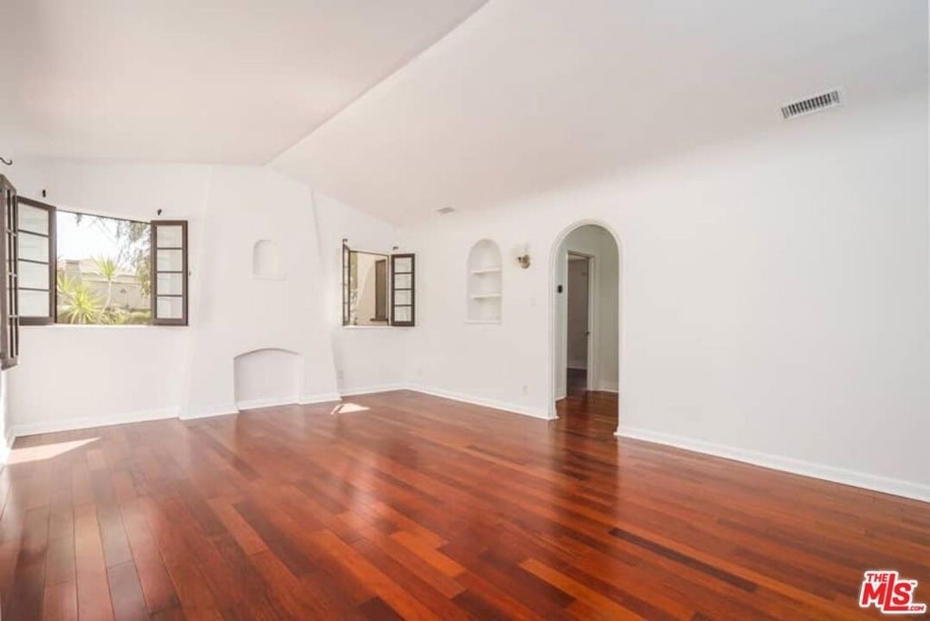 3402 Glenhurst Avenue - Photo 4