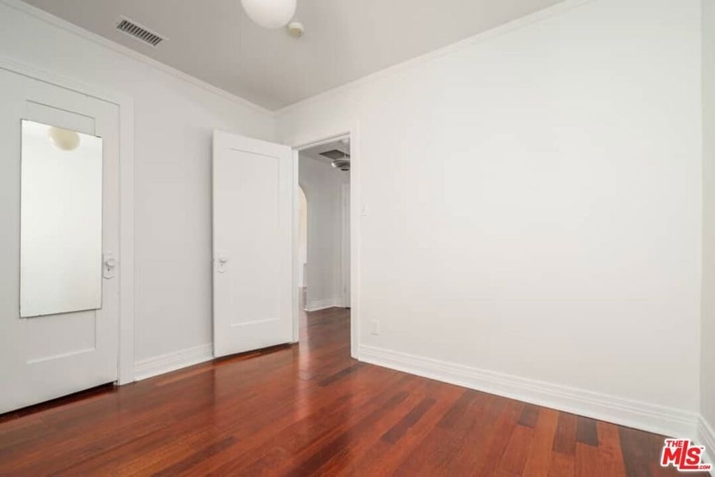 3402 Glenhurst Avenue - Photo 15