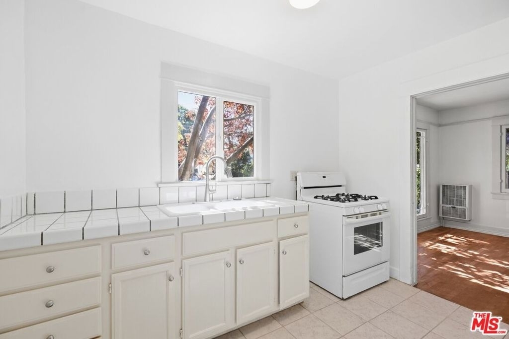 501 Bay Street - Photo 6