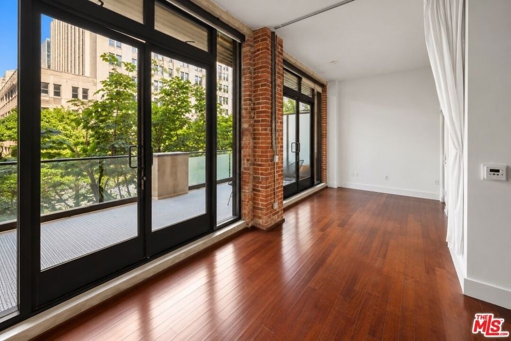 460 S Spring Street - Photo 7