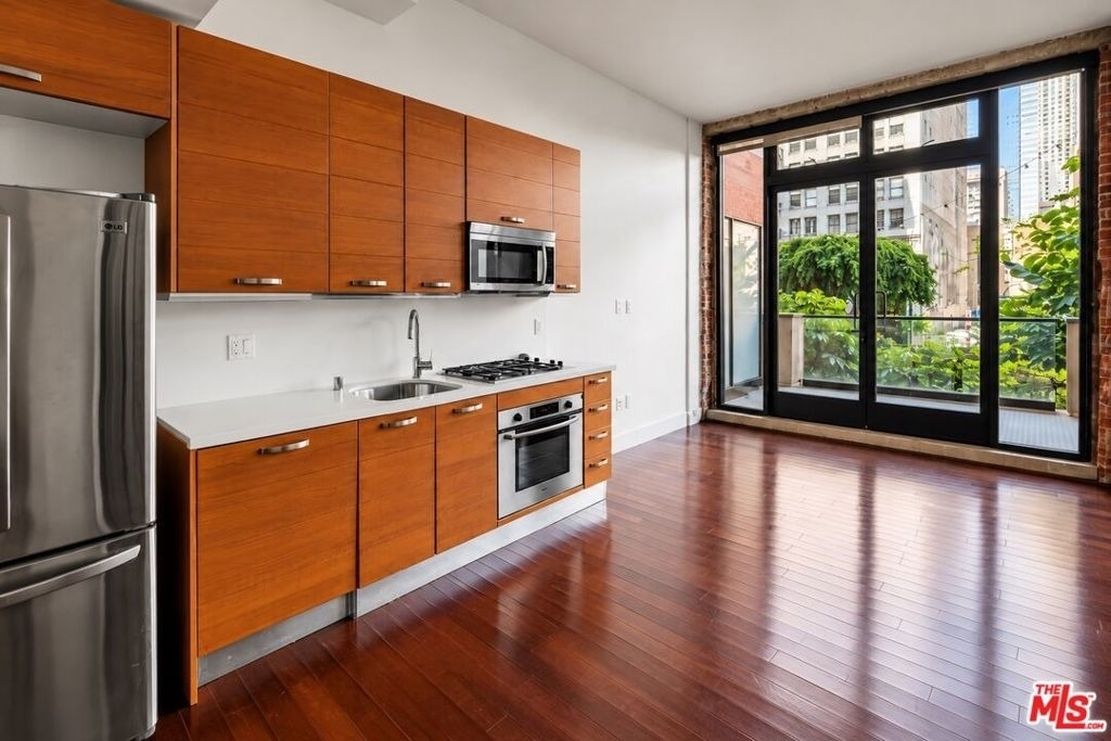 460 S Spring Street - Photo 8