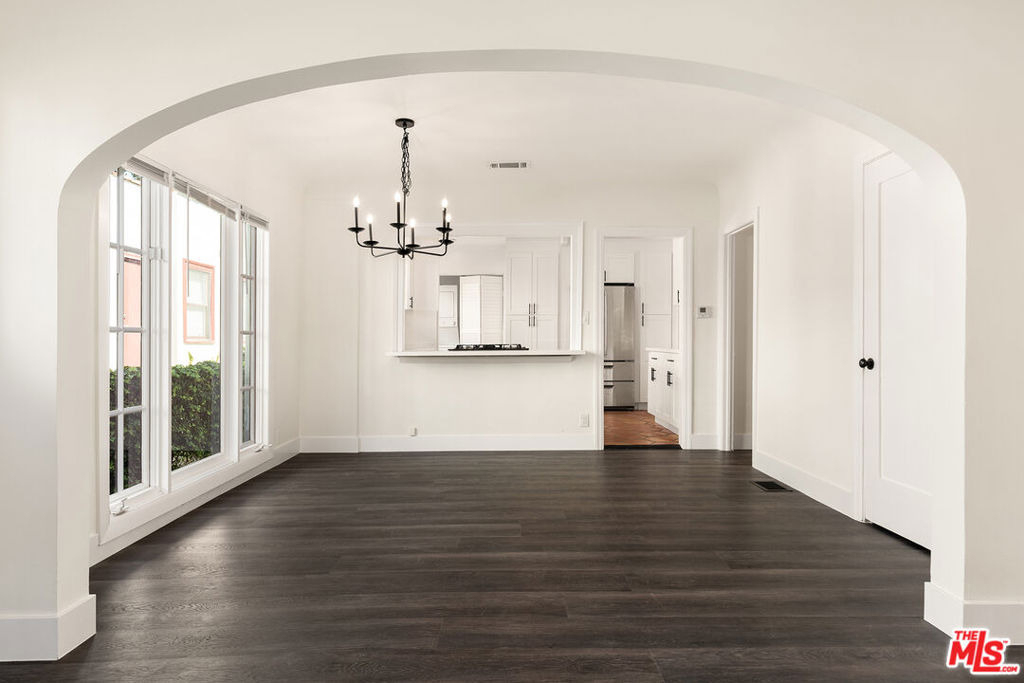 1210 N Poinsettia Drive - Photo 6