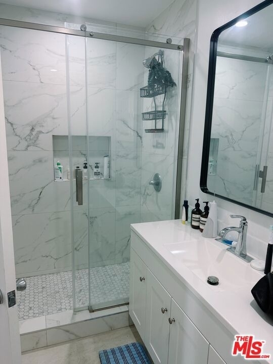 348 S Rexford Drive - Photo 9