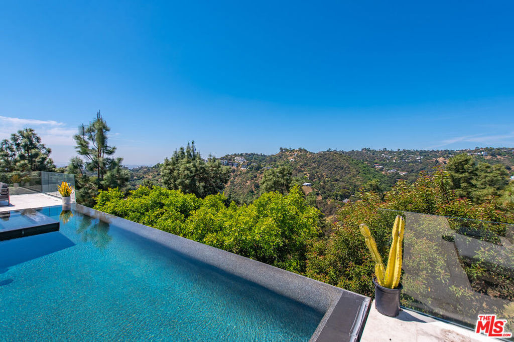 2393 Mount Olympus Drive - Photo 47