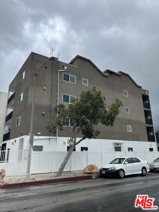 8631 Olin Street - Photo 0