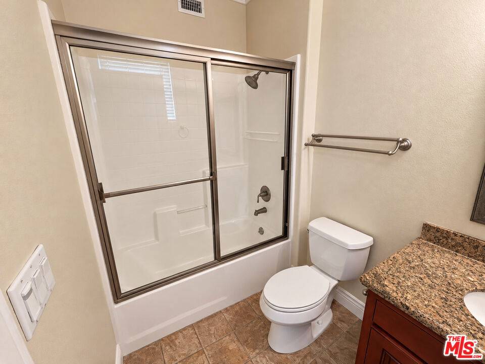 1101 East Avenue - Photo 10