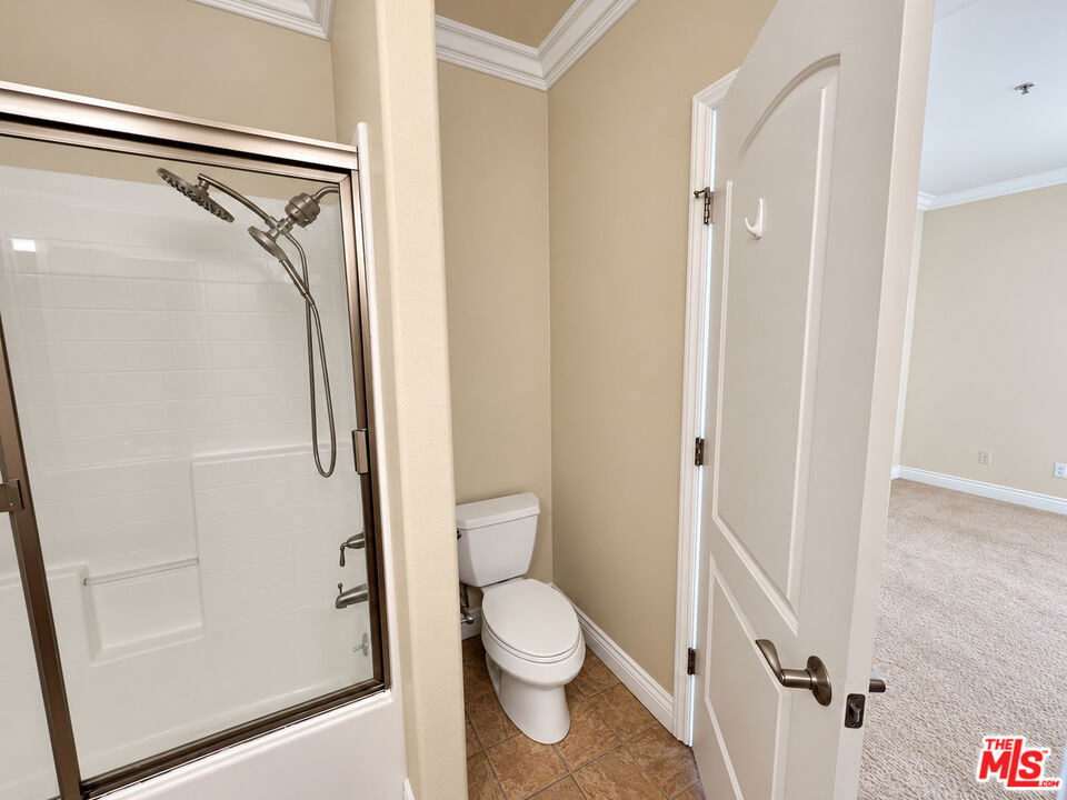 1101 East Avenue - Photo 16