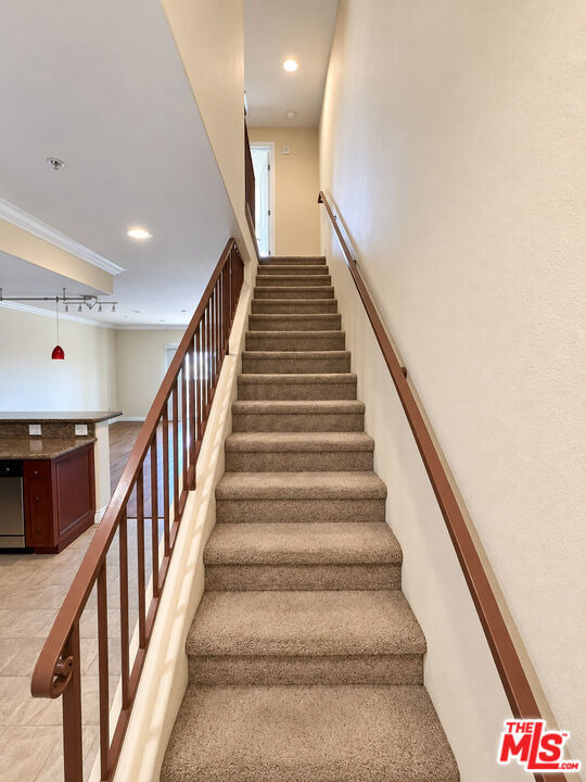 1101 East Avenue - Photo 8
