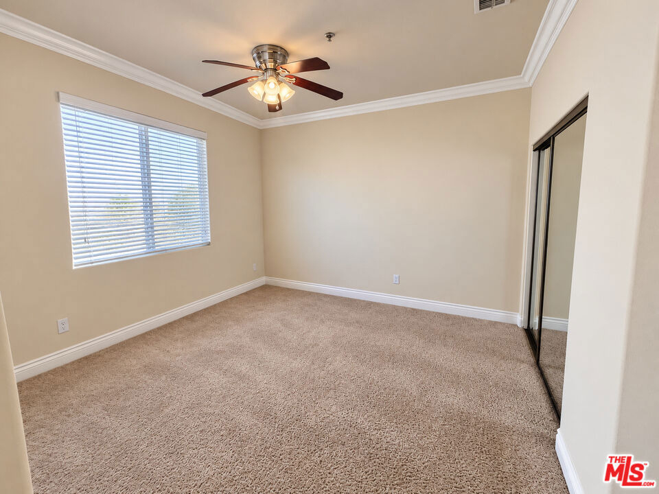 1101 East Avenue - Photo 12
