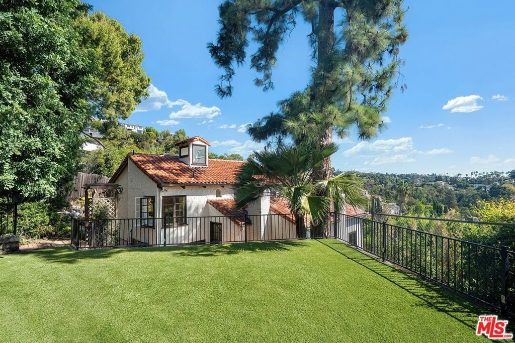 2101 Broadview Terrace - Photo 36