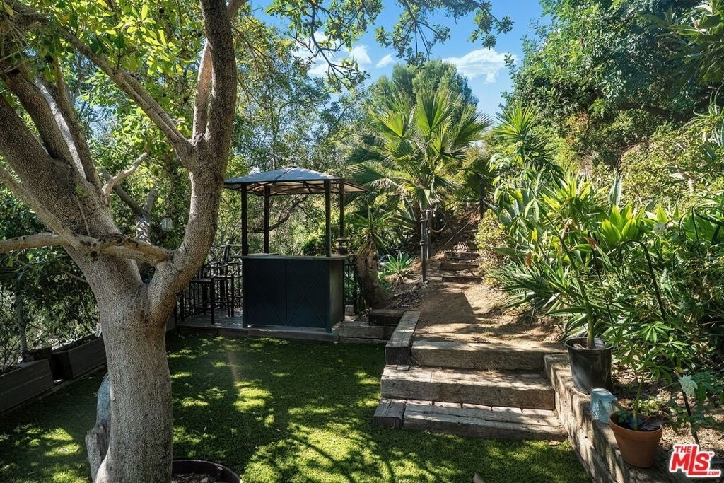 2101 Broadview Terrace - Photo 39
