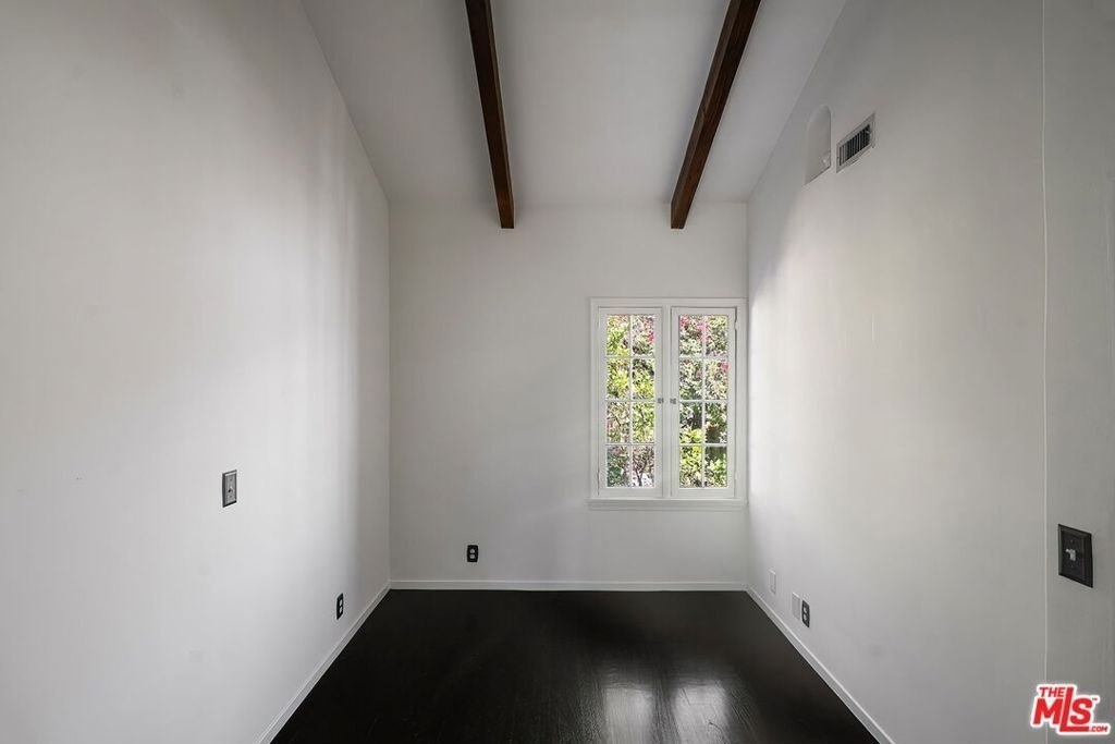 2101 Broadview Terrace - Photo 23