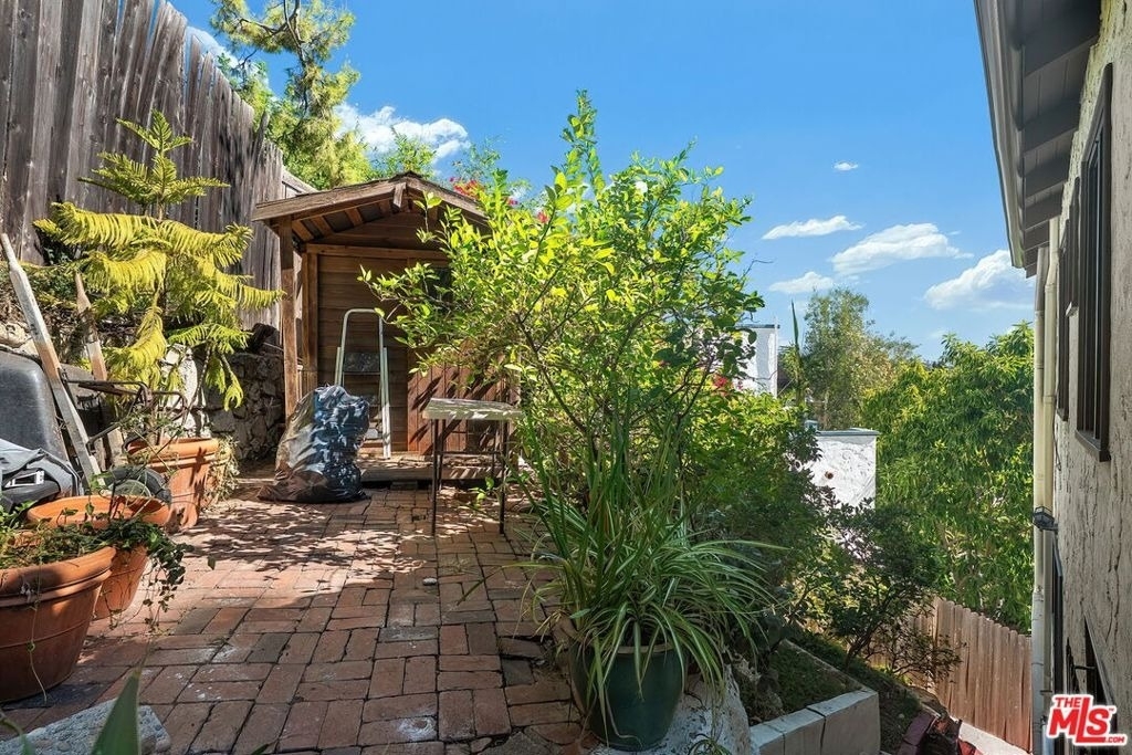 2101 Broadview Terrace - Photo 40